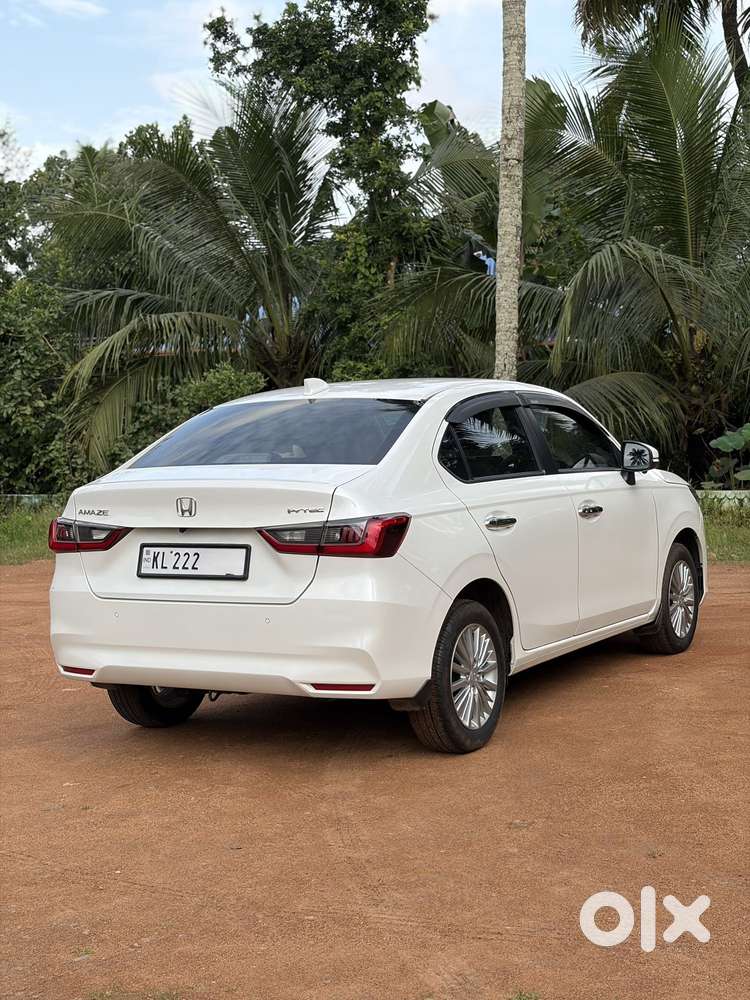 Honda Amaze 2nd Gen Vx, 2025, Petrol
