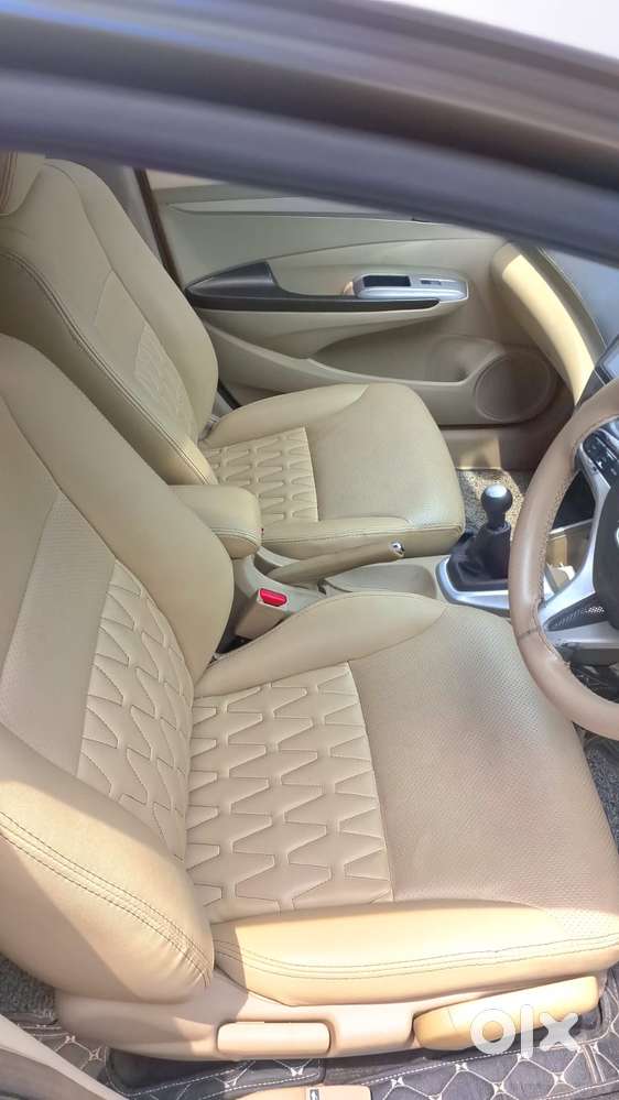 Honda City 1.5 E Mt, 2011, Petrol