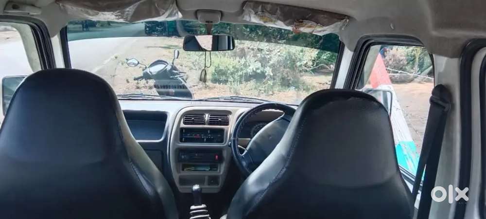 Maruti Suzuki Eeco 2016