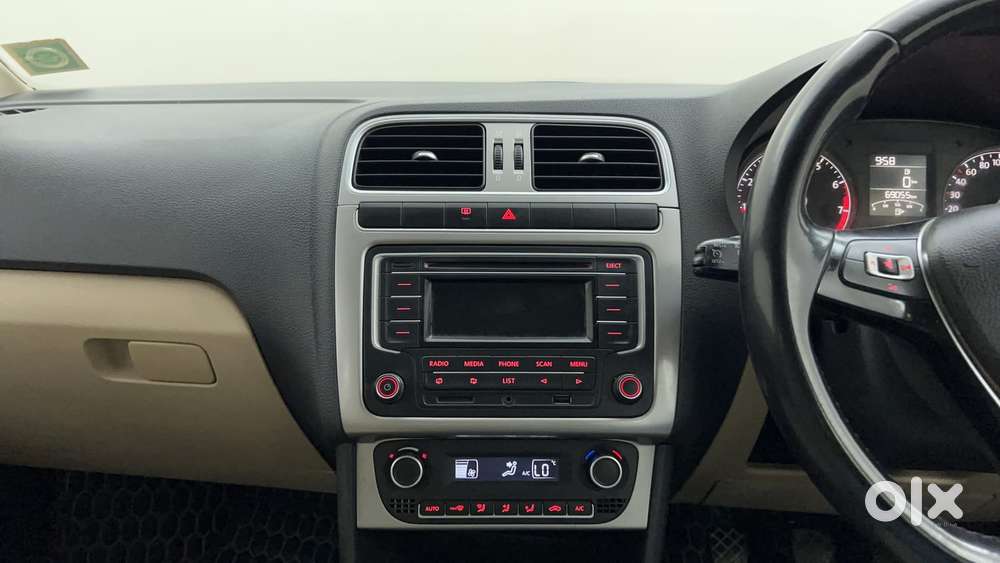 Volkswagen Polo 2009-2013 Petrol Highline 1.2l, 2015, Petrol