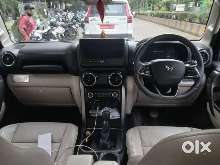Mahindra Thar Roxx Ax7 L Diesel At 2wd, 2026, Diesel