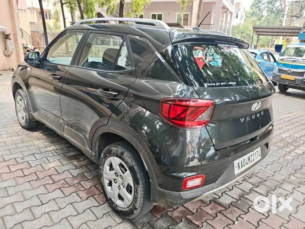 Hyundai Venue S 1.2 Petrol, 2021, Petrol