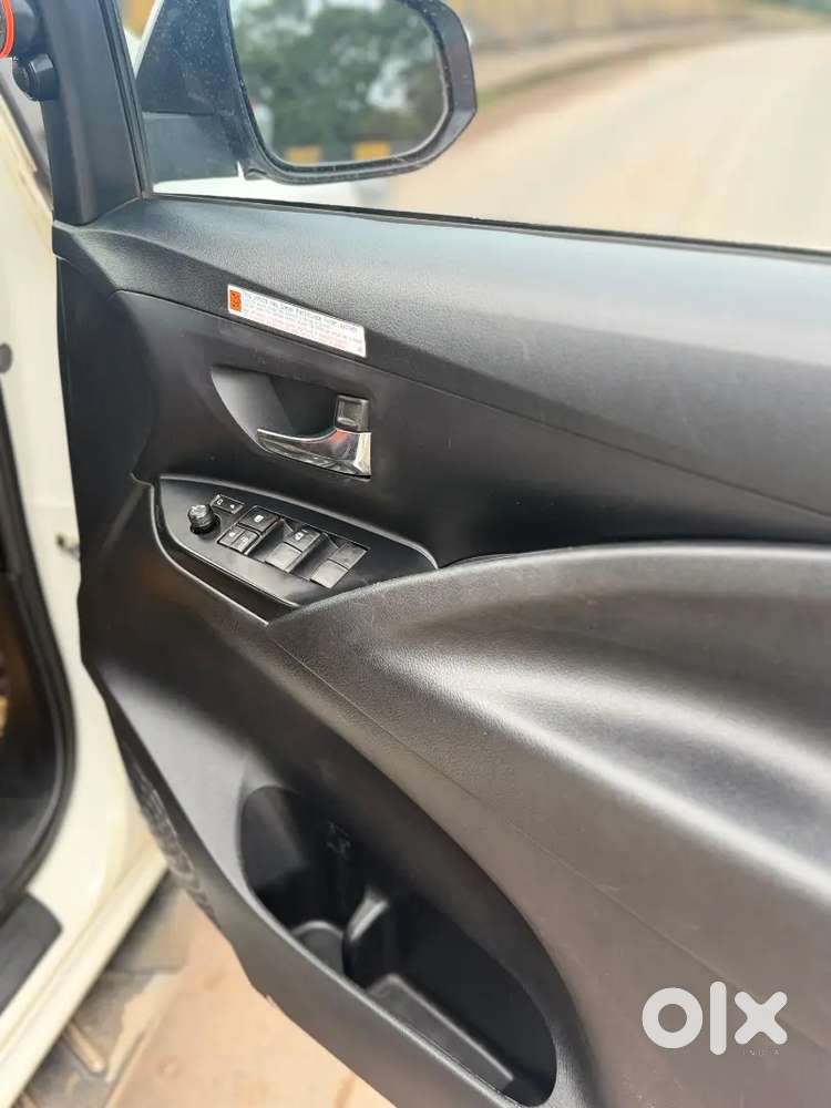 Toyota Innova Crysta 2023