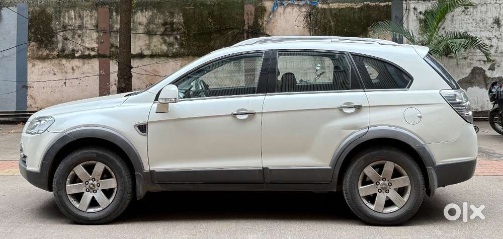 It Comes With 2000 Cc Engine And Very Powerful Engine & Pickup