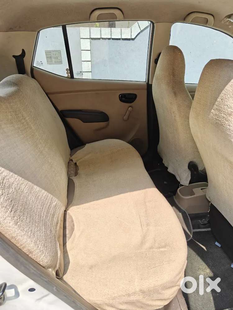 Hyundai I10 2010 Petrol 34500 Km Driven, Renewal Is Done Till 2030