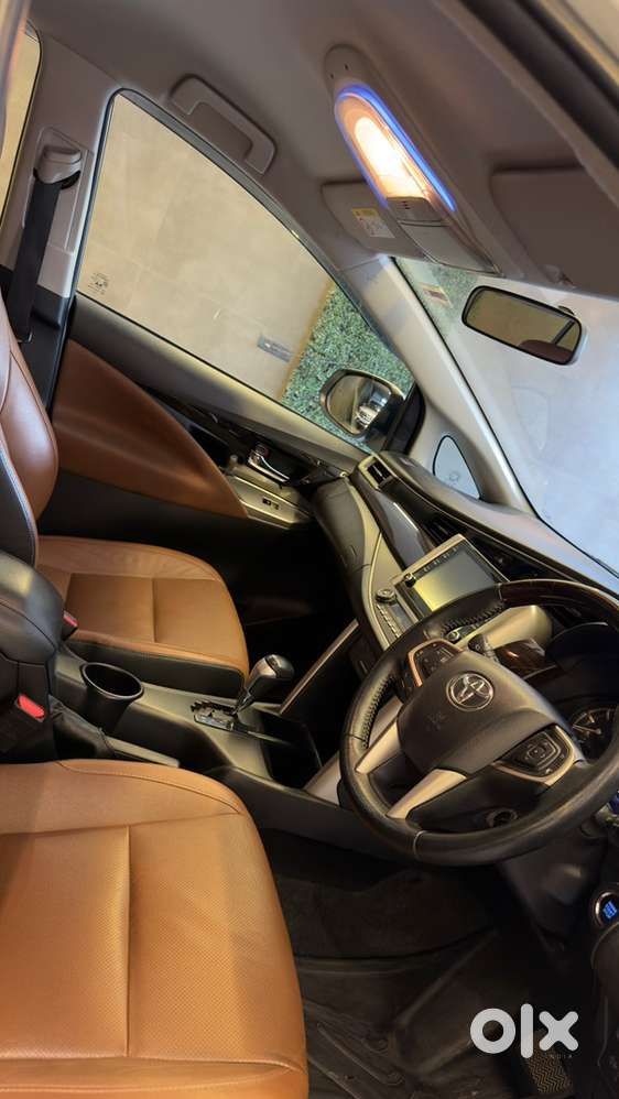 Toyota Innova Crysta Diesel 2022