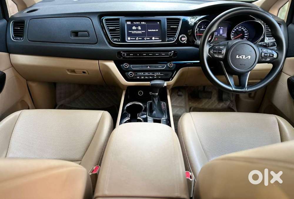 Kia Carnival Prestige, 2021, Diesel