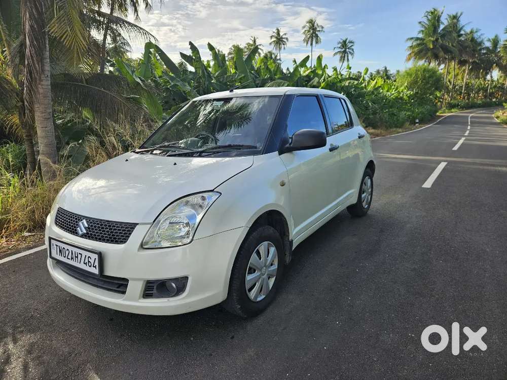Maruti Suzuki Swift 2009 Petrol 78000 Km Driven