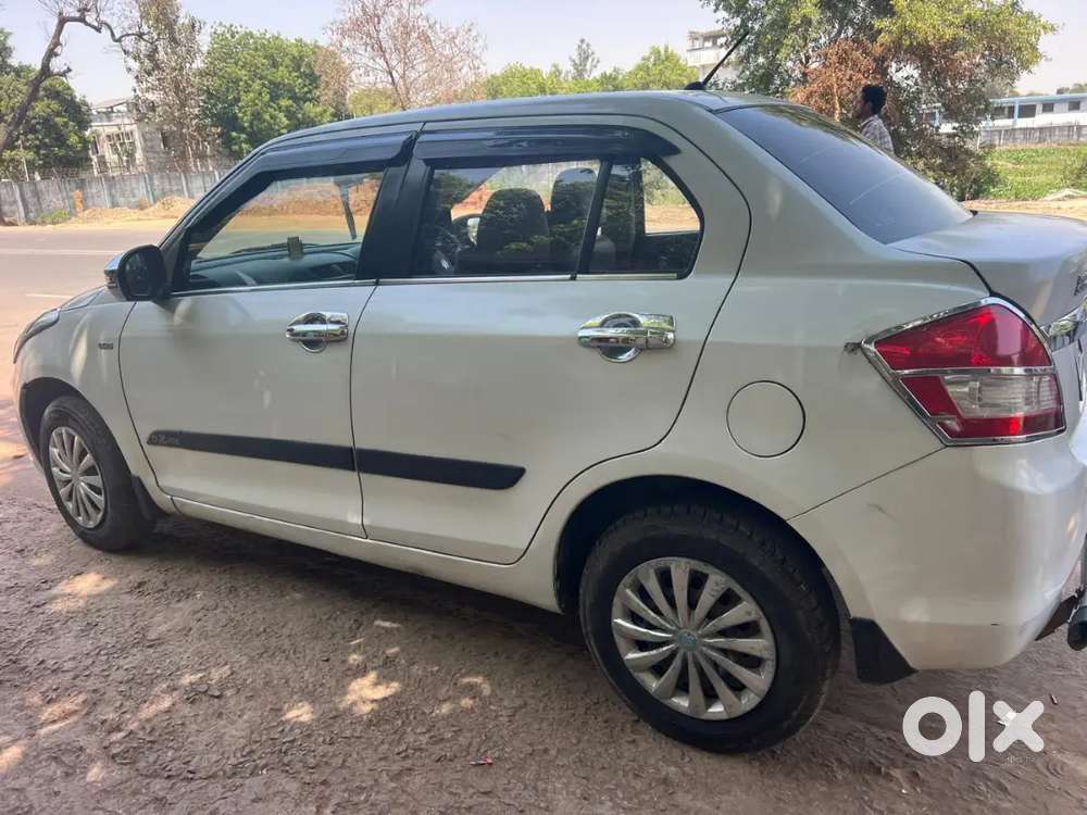 Maruti Suzuki Dzire 2015 Diesel 68000 Km Driven