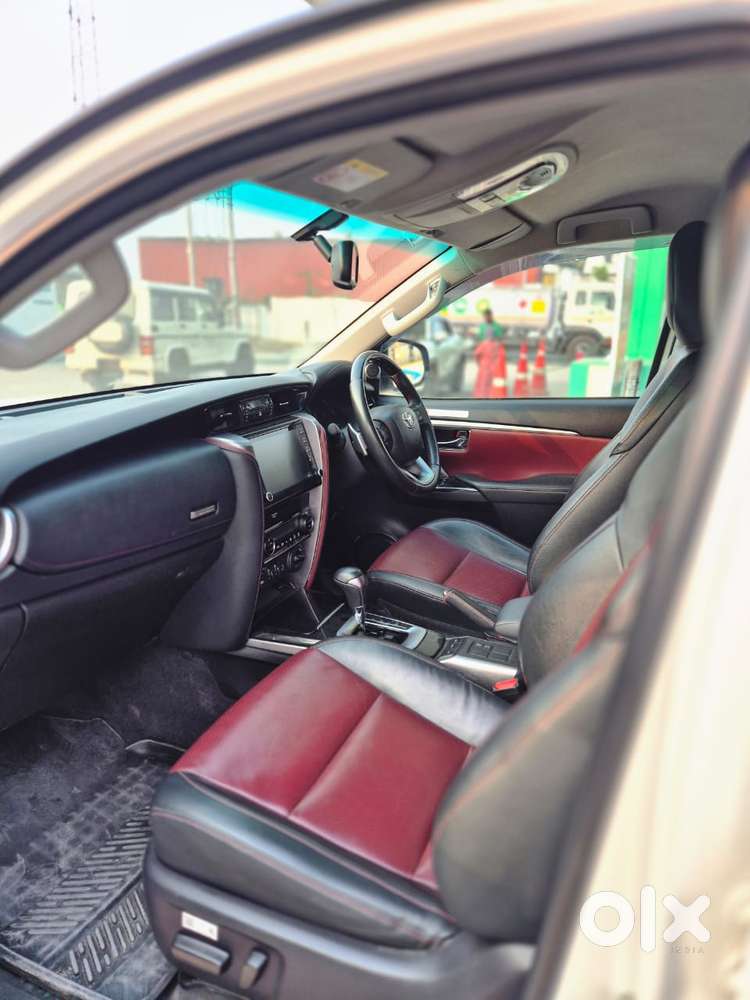 Toyota Fortuner Legender 4x2 At 2.8, 2023, Diesel