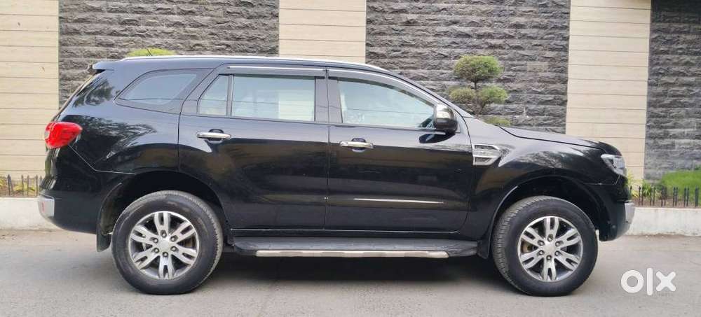 Ford Endeavour 3.2 Titanium 4x4 At, 2016, Diesel