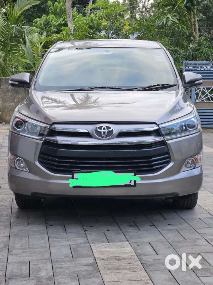 Toyota Innova Crysta Mt 2017... Single Owned.. Price Nagotioble