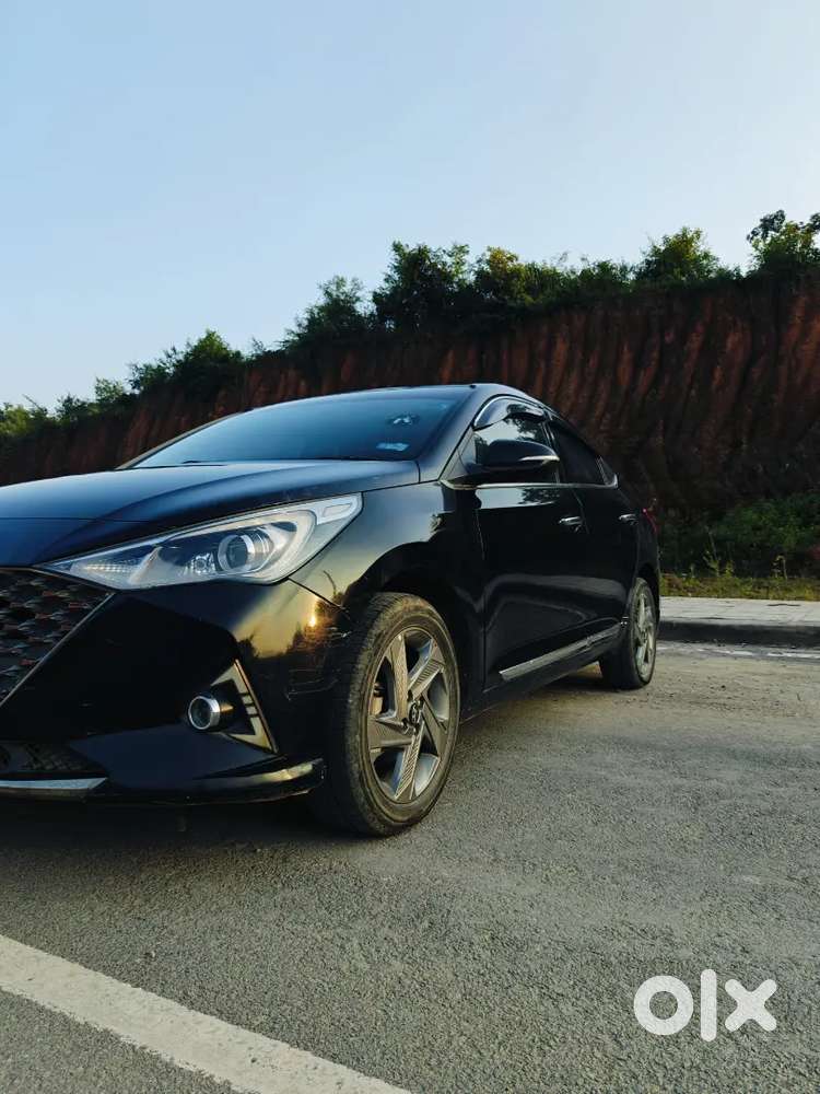 2021 Hyundai Verna (black)
