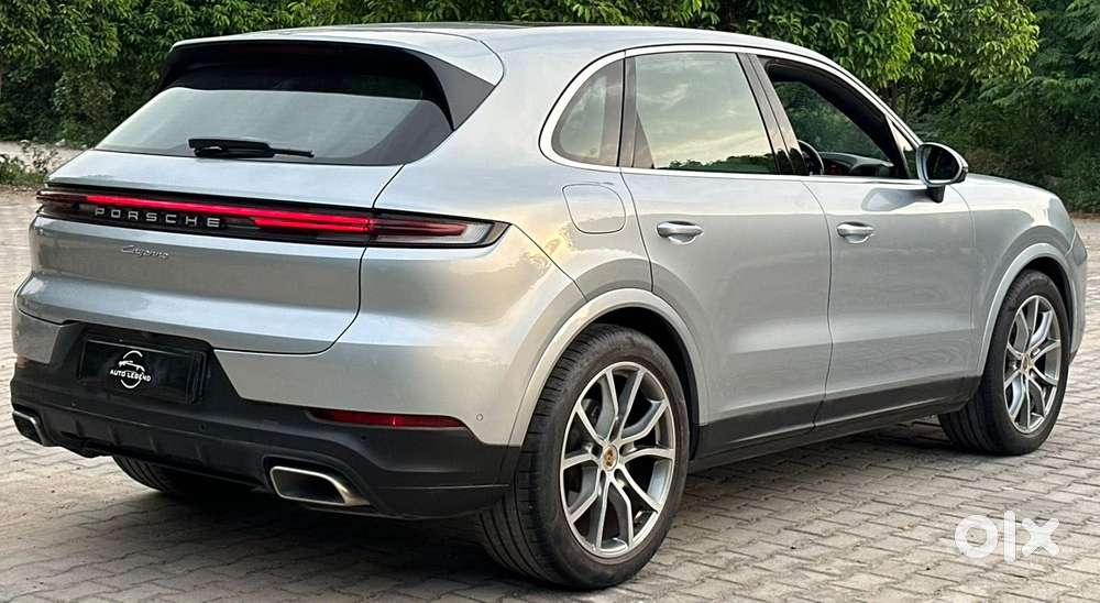 Porsche Cayenne Base, 2025, Petrol