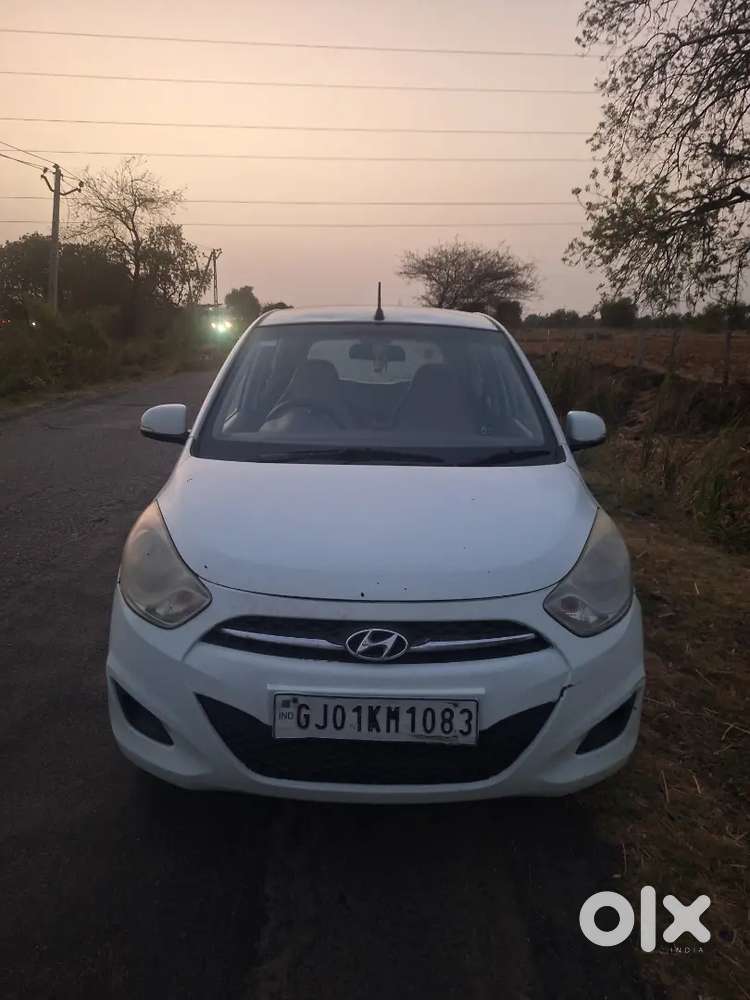 Hyundai I10 Magna( Petrol + Cng)