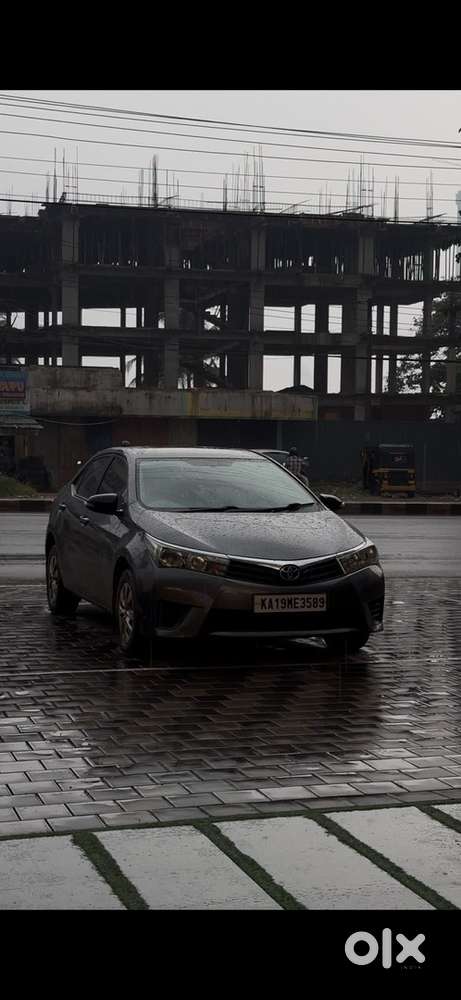 Toyota Corolla Altis 2014