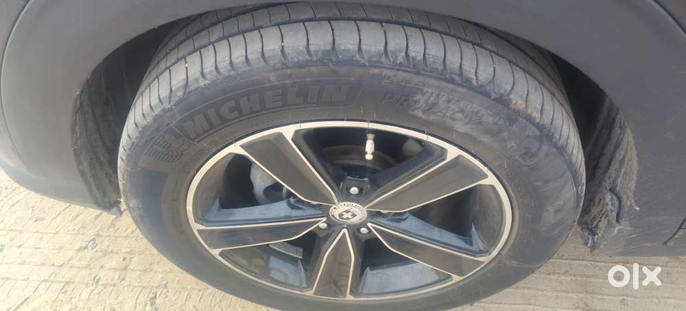 Kia Carens Petrol Manual 2025