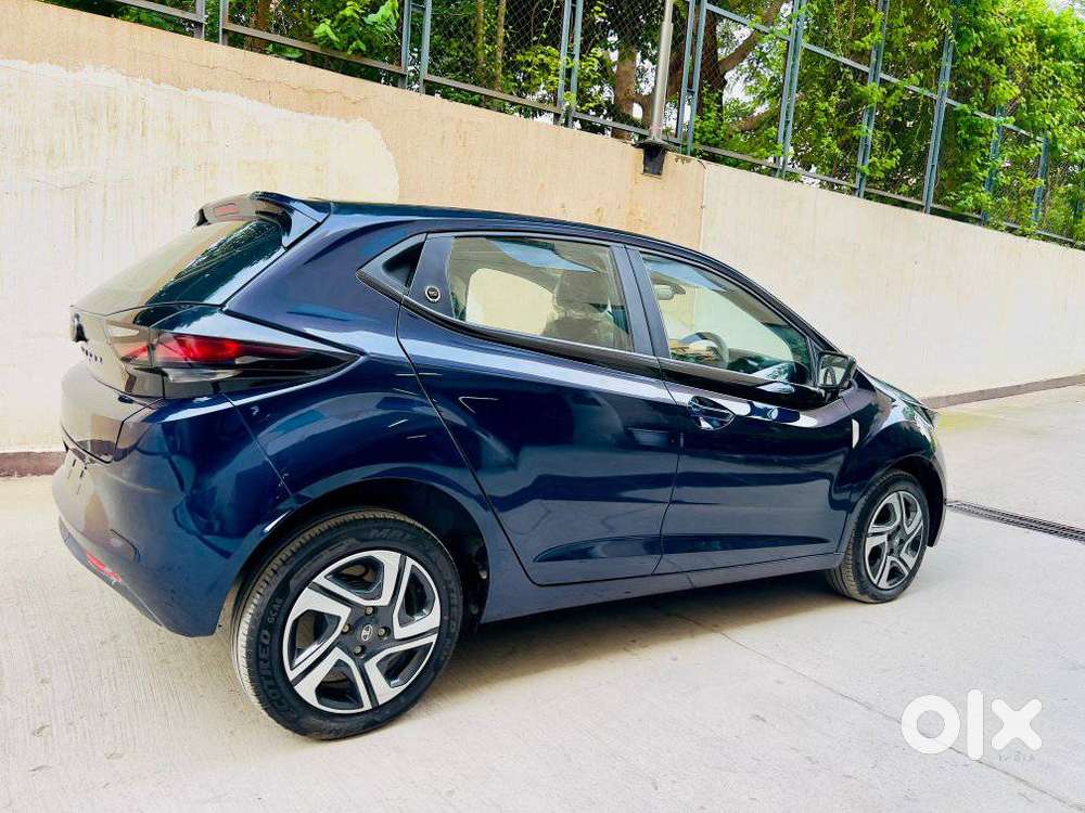 Tata Altroz 1.2 Xt, 2024, Petrol