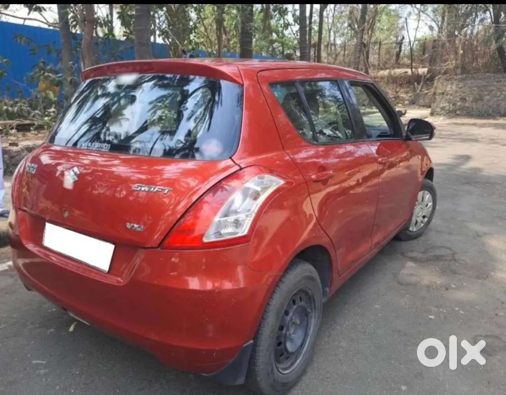 Maruti Suzuki Swift 2011 Manual Petrol