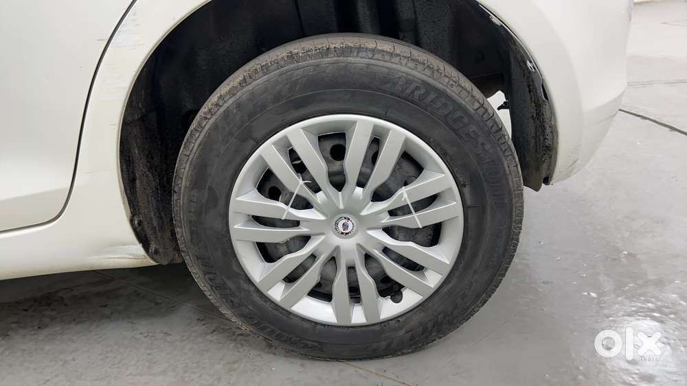Maruti Suzuki Swift Vvt Vxi, 2013, Petrol