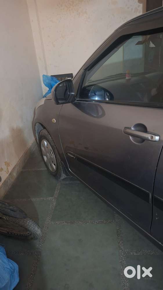 Maruti Suzuki Swift 1.2 Lxi (o), 2015, Cng & Hybrids