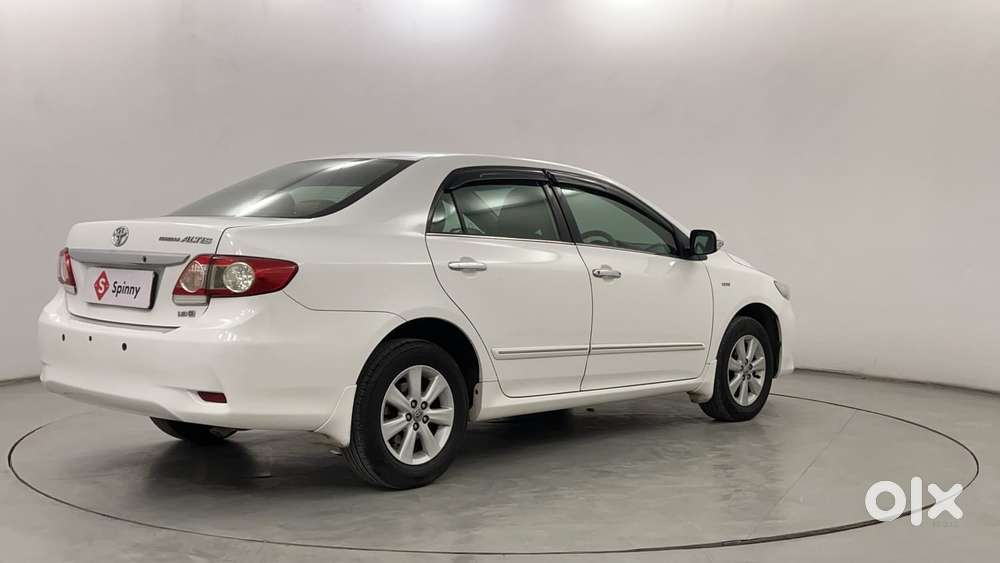 Toyota Corolla Altis 1.8 G, 2013, Petrol