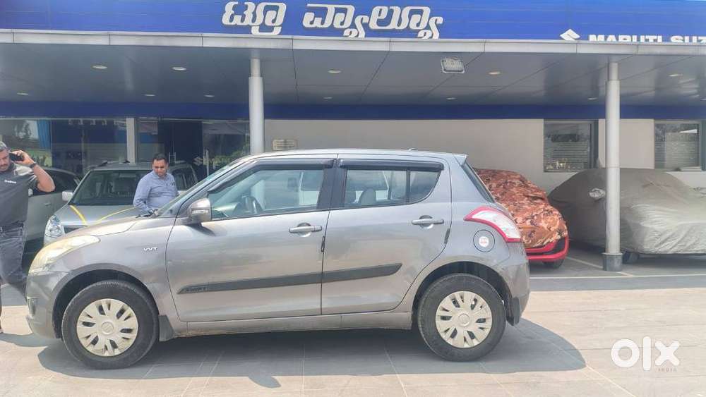 Maruti Suzuki Swift Vxi 1.2 Abs Bs-iv, 2014, Petrol