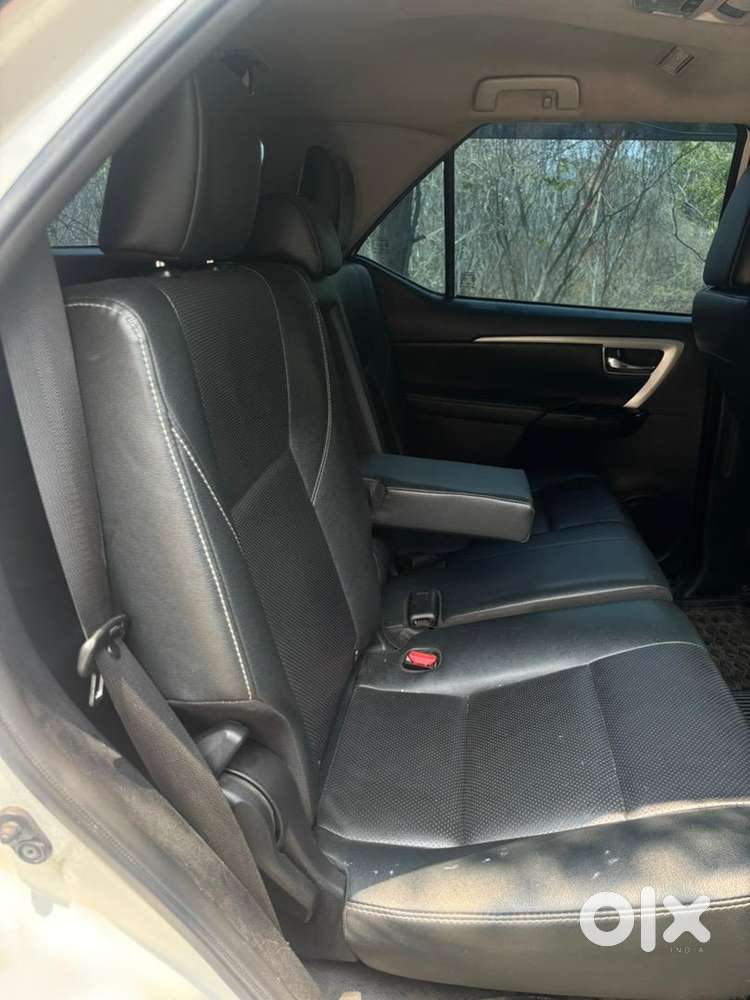 Toyota Fortuner 2022 Diesel 130028 Km Driven