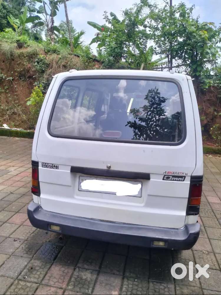 Maruti Suzuki Omni 2012