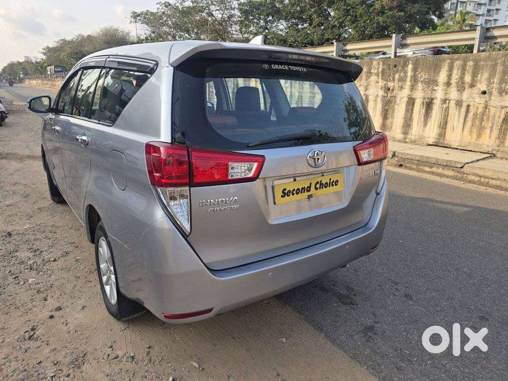 Toyota Innova Crysta 2.4 Gx Mt, 2017, Diesel