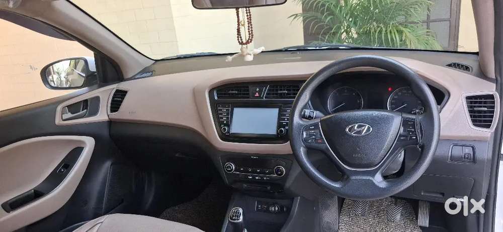 Hyundai Elite I20 2017 Diesel 98000 Km Driven