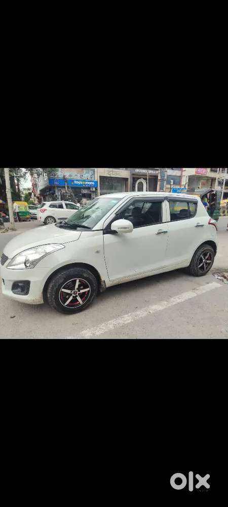 Maruti Suzuki Swift 2015 Petrol Well Maintained