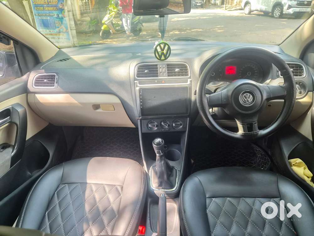 Volkswagen Polo Petrol Highline 1.2l, 2011, Petrol