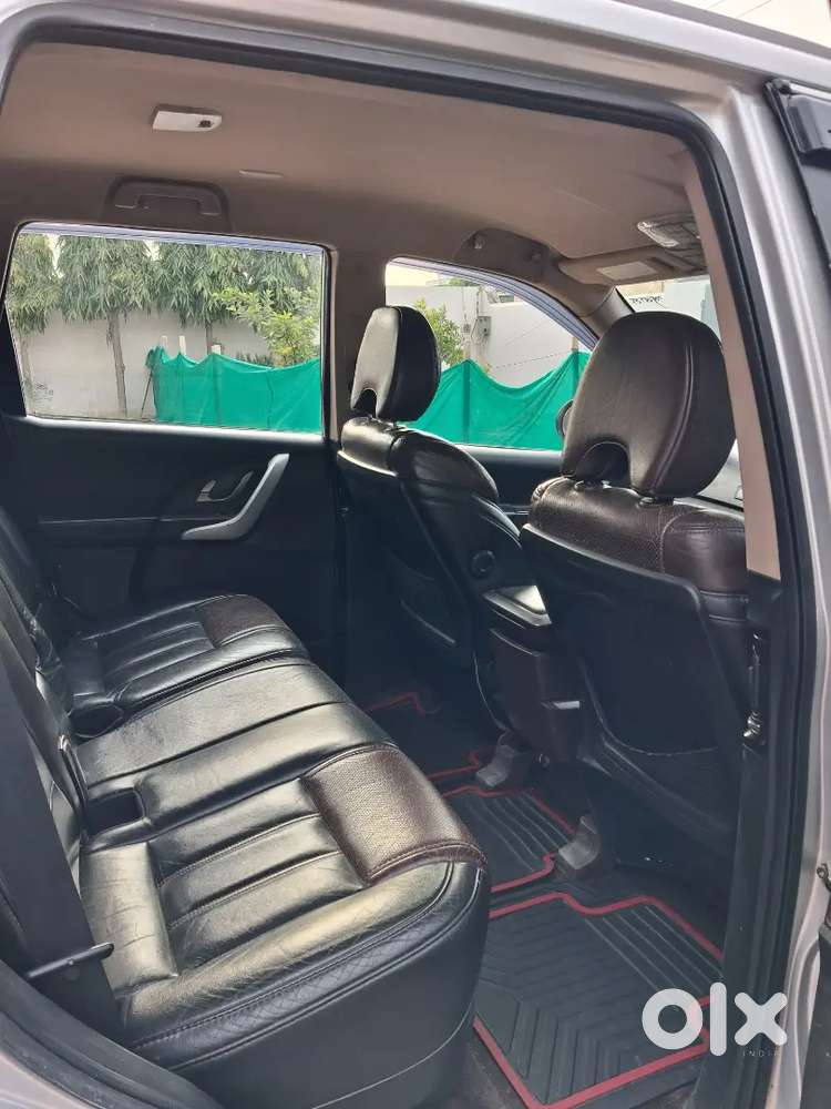 Mahindra Xuv500 2013 Diesel 98000 Km Driven