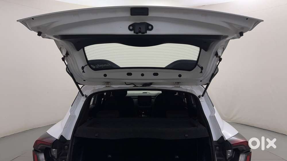 Renault Kiger Rxz Turbo Cvt, 2022, Petrol