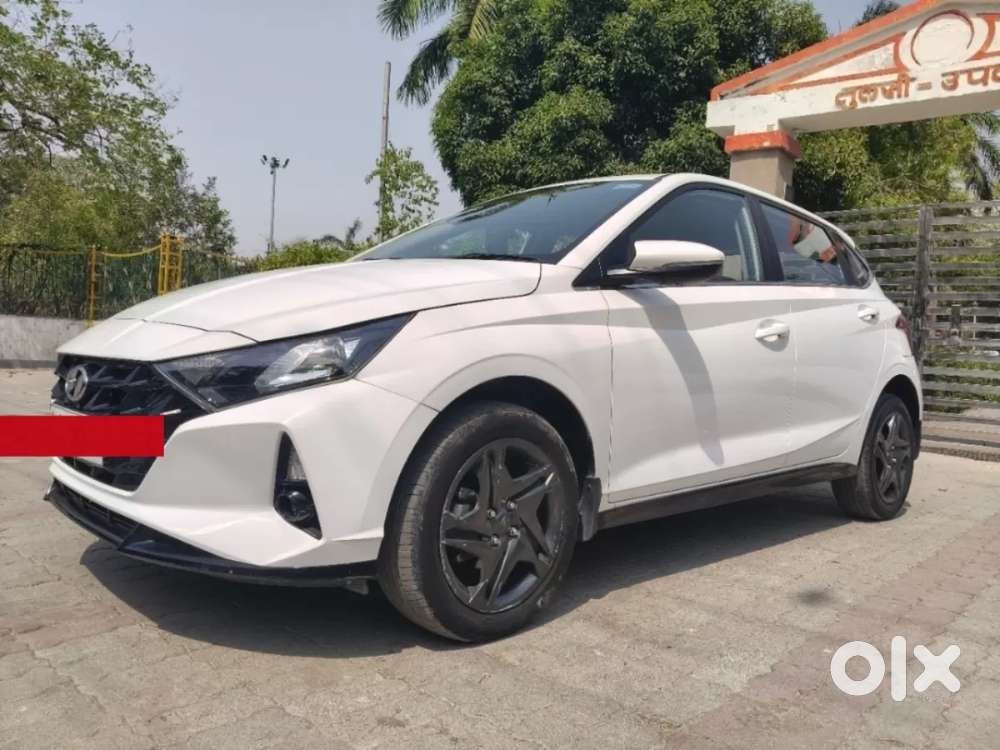 Hyundai I20 Sportz 1.2 Ivt, 2023, Petrol