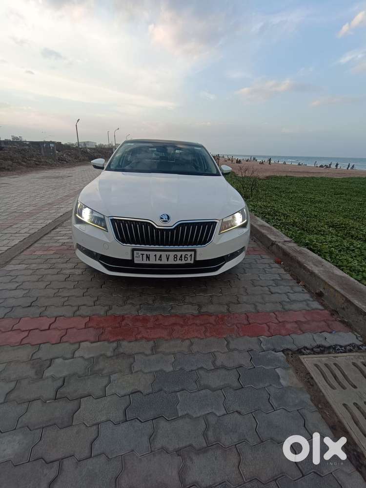Skoda Superb Laurin And Klement 1.8, 2020, Petrol