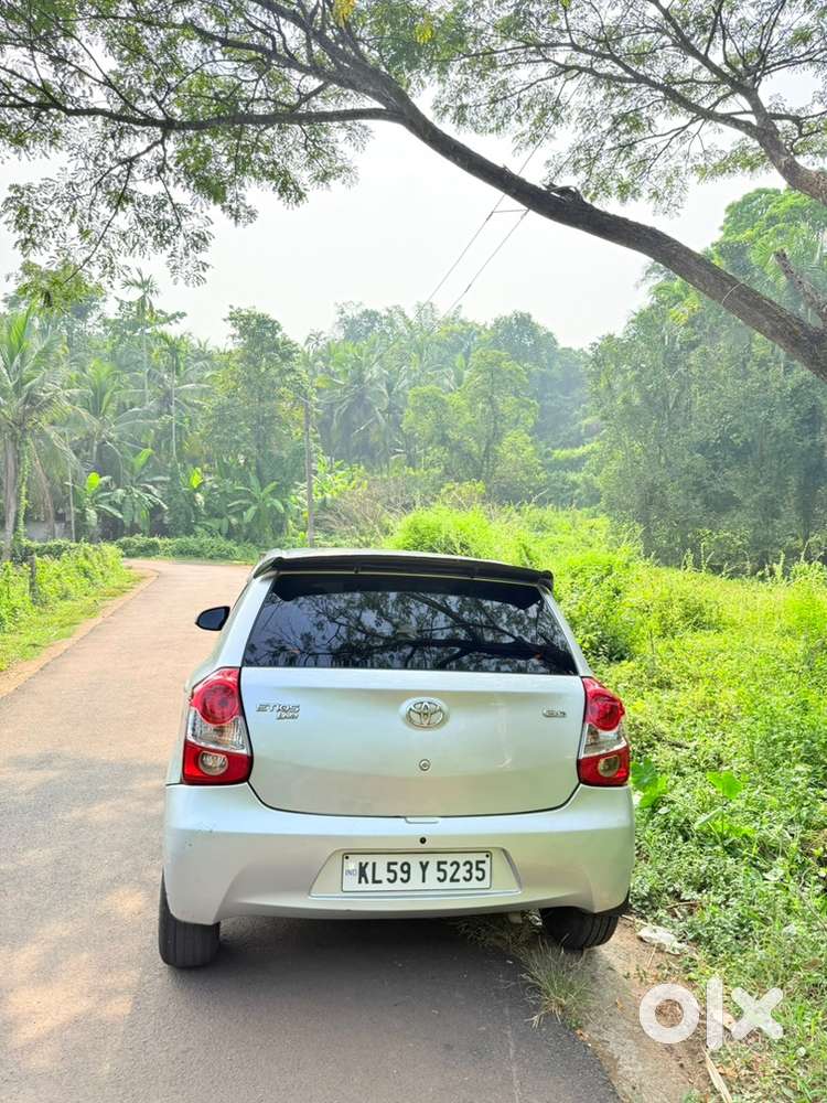 Toyota Etios Liva 2015