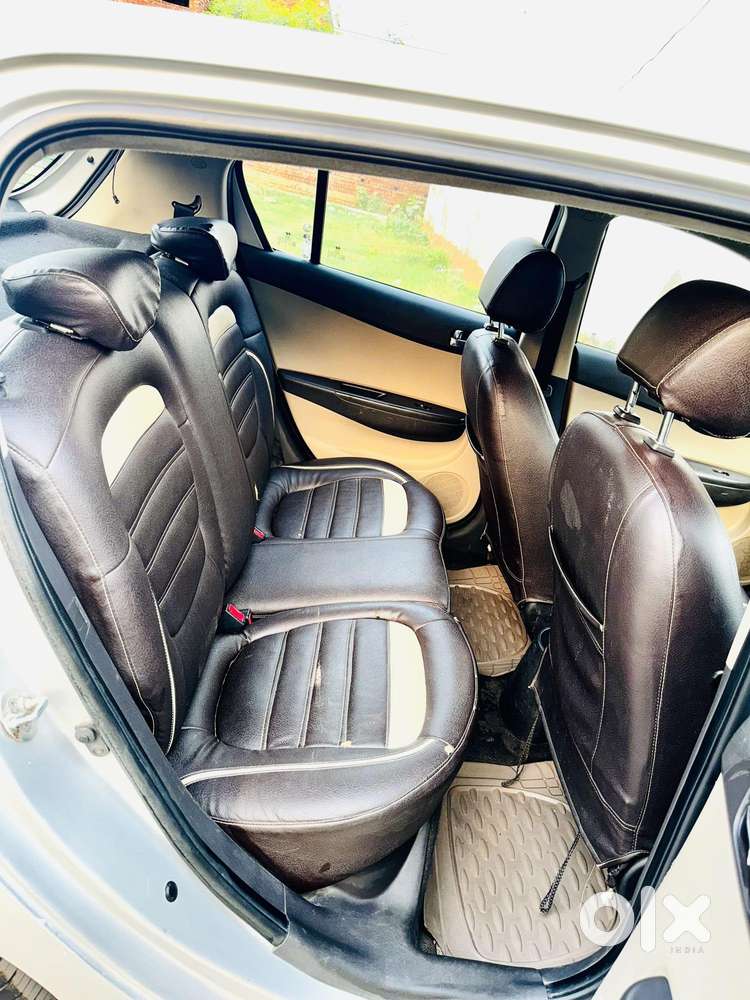 Hyundai I20 2010-2012 1.2 Sportz Option, 2012, Cng & Hybrids