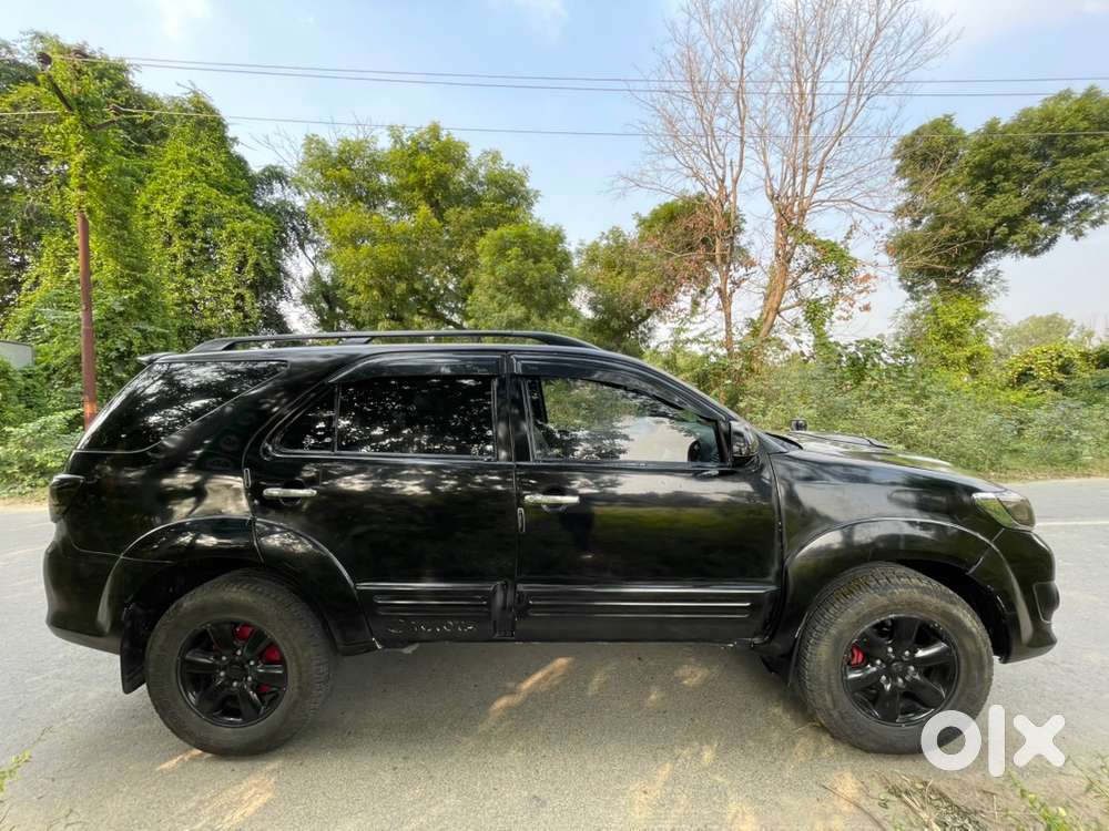 Toyota Fortuner Diesel 2011