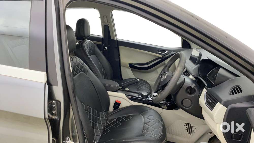 Tata Nexon 1.2 Revotron Xza Plus, 2020, Petrol