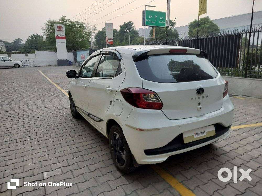 Tata Tiago 1.2 Revotron Xta, 2025, Petrol