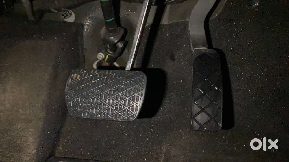 Mg Astor 1.3 Savvy Turbo At S Red, 2023, Petrol