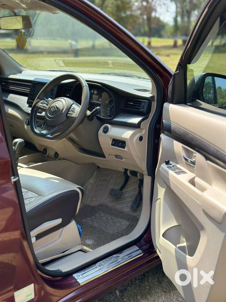 Maruti Suzuki Ertiga Zxi Plus At Shvs, 2022, Petrol