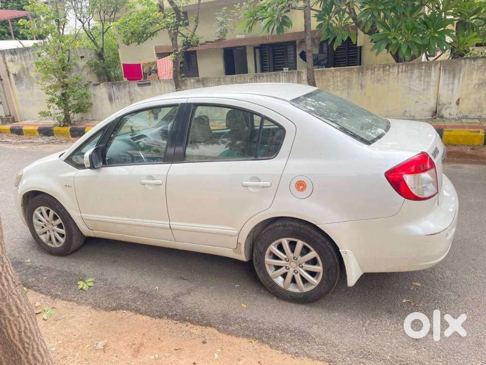 Maruti Suzuki Sx4 Vxi Bsiv, 2014