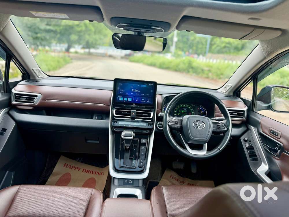 Toyota Innova Hycross 2.0 Zx Hybrid 7 Str, 2024, Petrol