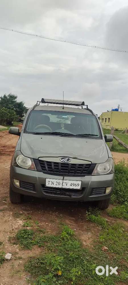 Mahindra Quanto 1.5 C8 2013 Diesel Car
