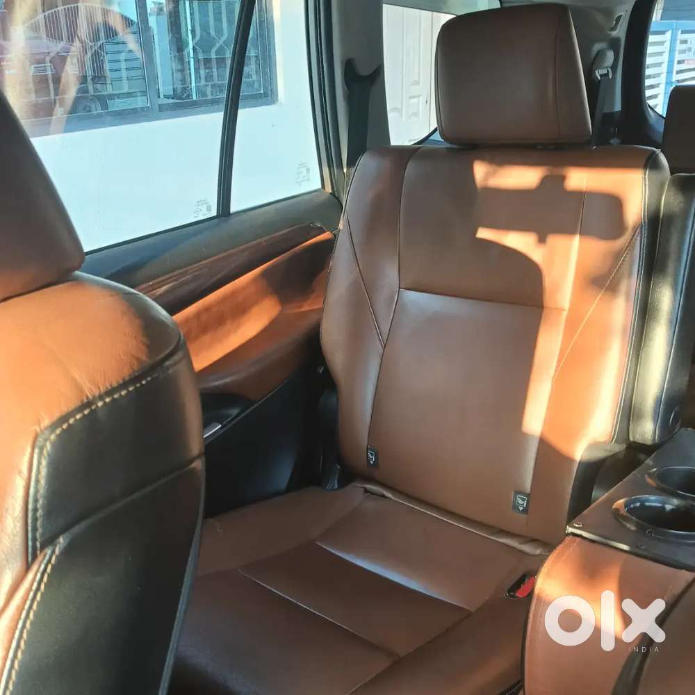 Toyota Innova Crysta 2.8z 2016 Diesel Top Condition For Sale