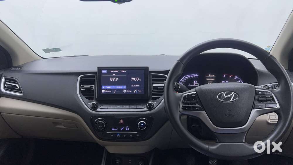 Hyundai Verna 1.5 Sx Ivt, 2022, Petrol