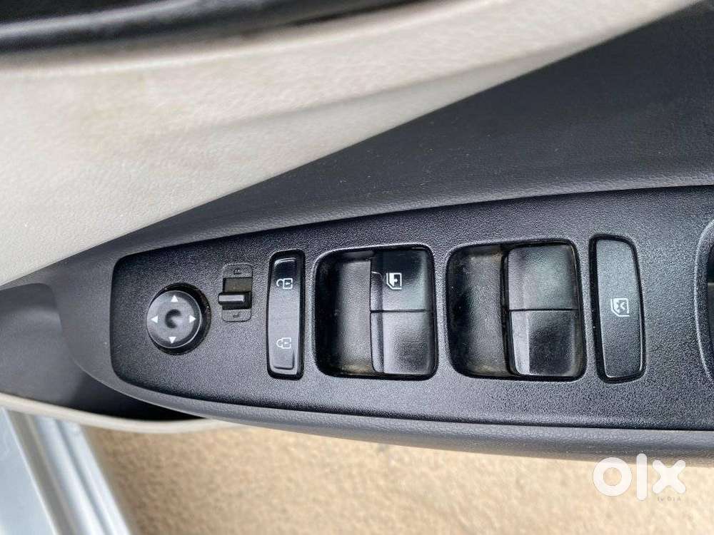 Hyundai Aura 1.2 Sx Cng, 2024, Petrol